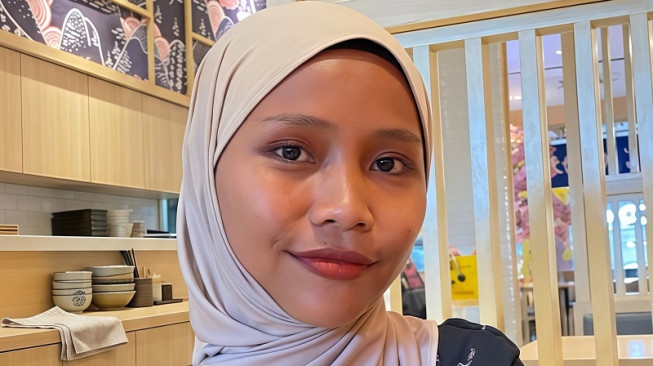 Saat Guru Gerebek Tambang, Pemimpin Daerah Sedang Apa?